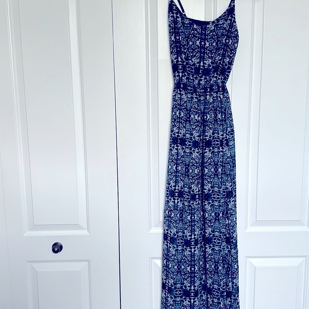 A&F Multi blue maxi dress. Mixed blues, adjustable straps, Small
